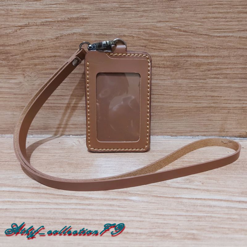 

RB Tempat Id Card Polos Kulit Holder Id Card Kulit Kalung