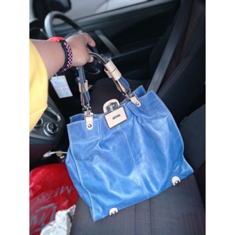 Donini Fontana preloved transaksi khusus konsumen