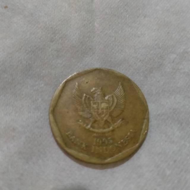 Uang koin logam 100 rupiah karapan sapi tahun 1995