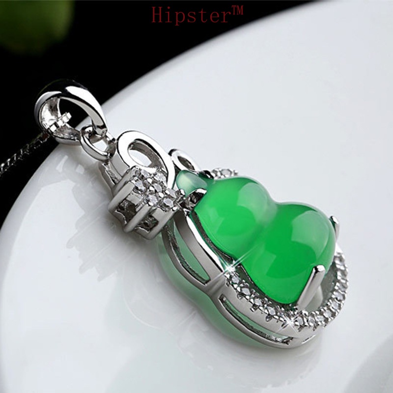 Hot Sale Simple Temperament Gourd Emerald Gem Pendant White Gold Necklace