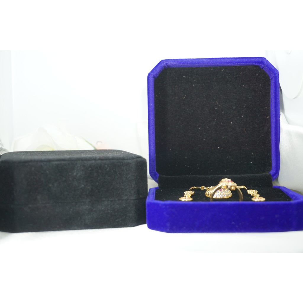 Kotak Set Perhiasan Kalung Anting Cincin Beludru Premium