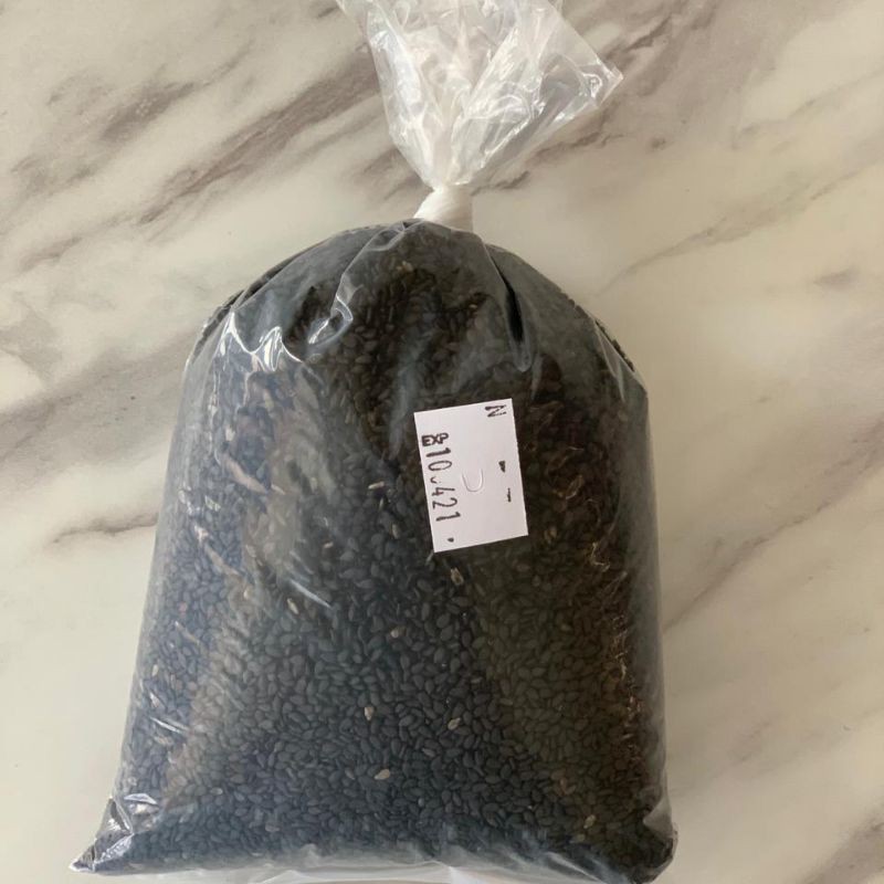 

wijen hitam