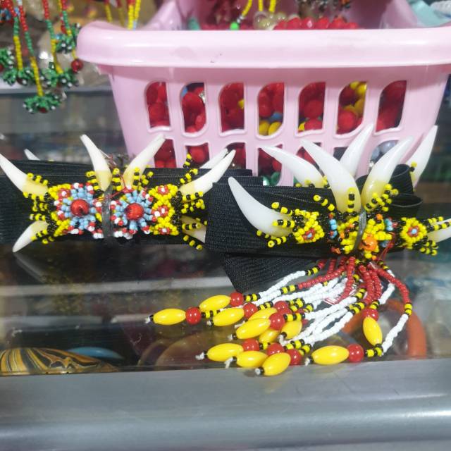 Gelang dayak