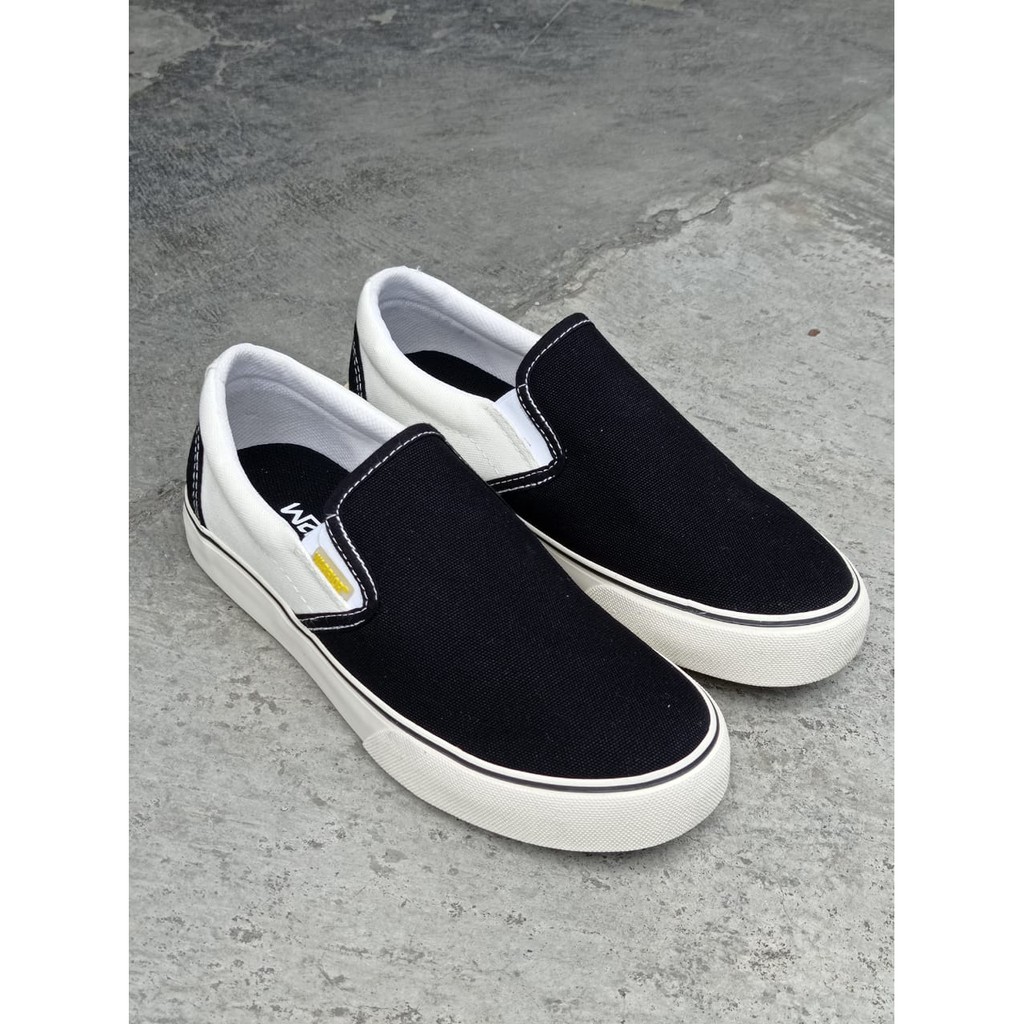 Warrior Artemis Slip On Black White