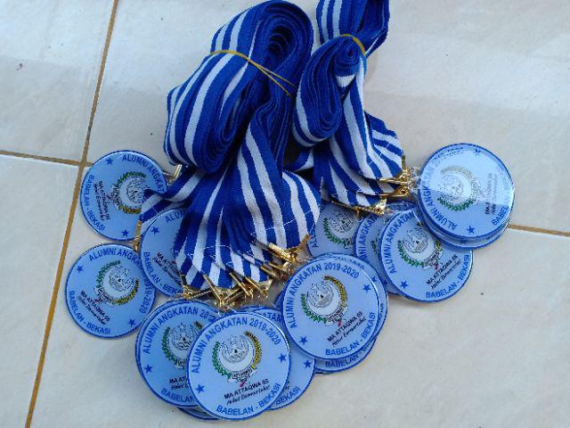 Medali Wisuda Kelululusan