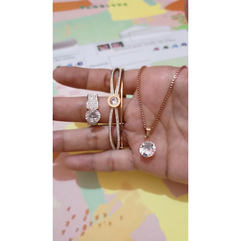 set gelang kalung dan cincin titanium wanita gelang set gelang kalung dan cincin titanium wanita gelang