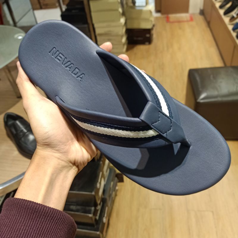 Nevada Evans sandal japit pria alas empuk 39-43