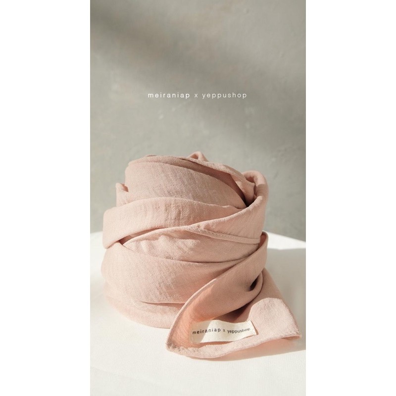 Meira Shawl | Pashmina Polos Kolaborasi Meiraniap x Yeppushop-1