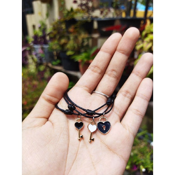 WA131 Gelang Tali Korea Charm Key and Padlock Aloy Simple Tipis by Wynter Craft