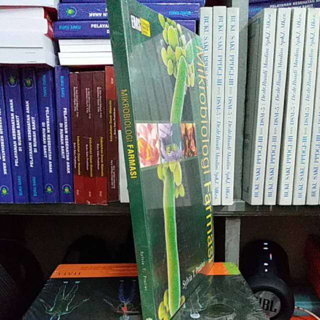 BUKU MIKROBIOLOGI FARMASI ORIGINAL