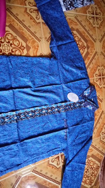 Kemeja Batik Pria Modern Lengan Panjang Motif Mega Mendung Biru Dan Coklat