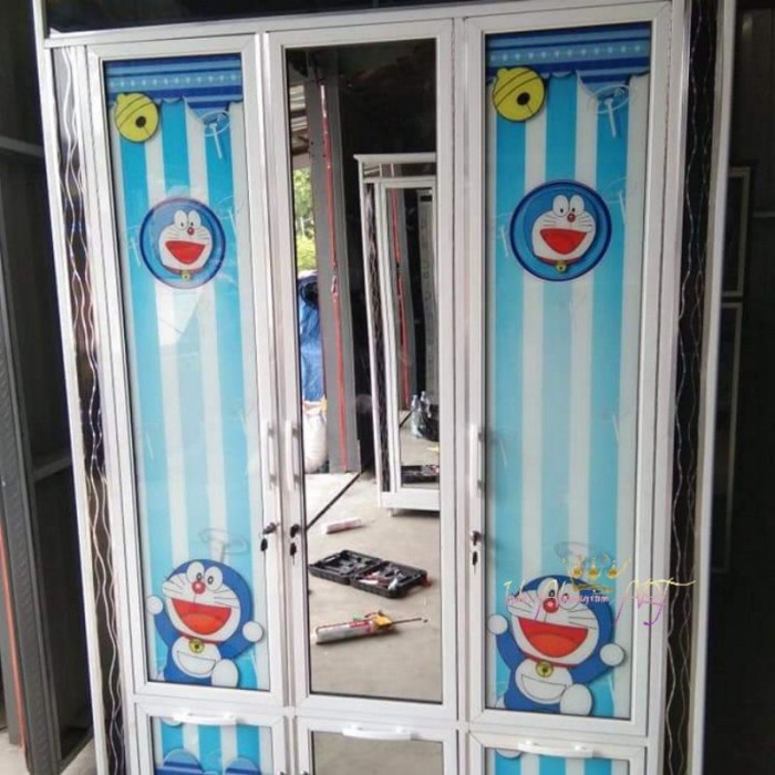 Lemari Pakaian / Baju Pintu 2 Kaca Motif Doraemon Alumunium