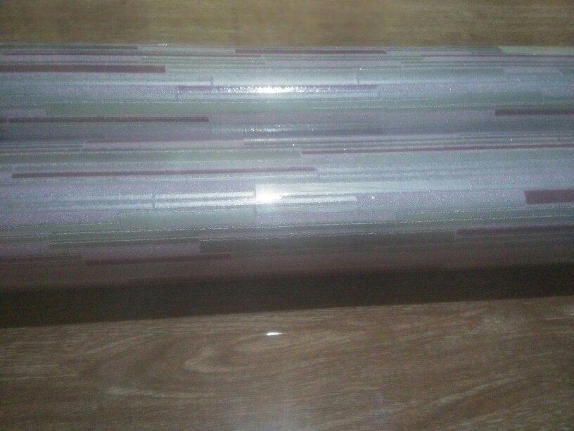 Wallpaper Vinyl Mewah Non Sticker Motif Kombinasi Abstrak Salur Ungu 53cmx10m