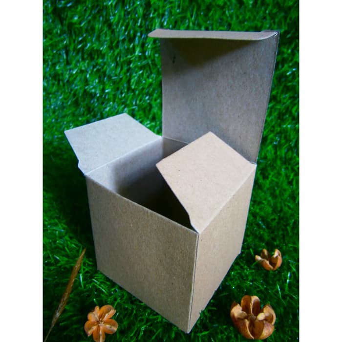 

READY STOCK GIFT BOX/KOTAK PACKING/KOTAK SOUVENIR KUBUS BAHAN BROWNKRAFT 200 gr