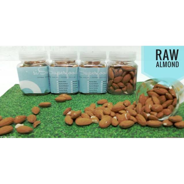 

Kacang Almond