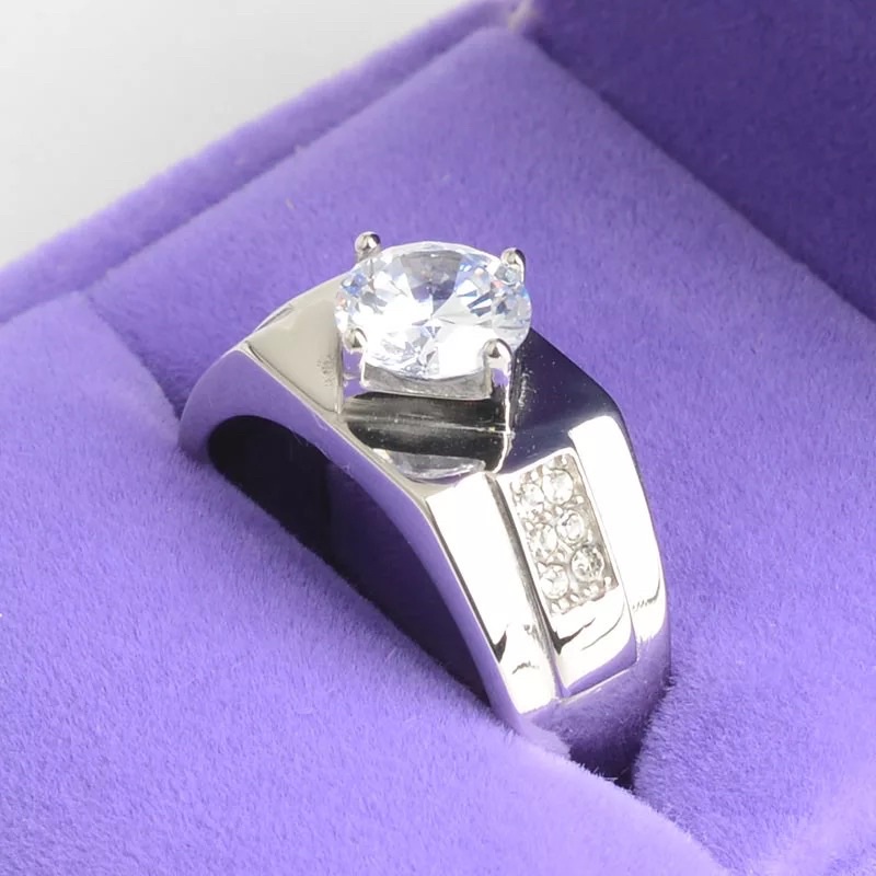 Cincin Pria Berlian Cubic Zirconia AAA Ring Titanium Stainless Steel Anti Karat dan Tahan Luntur