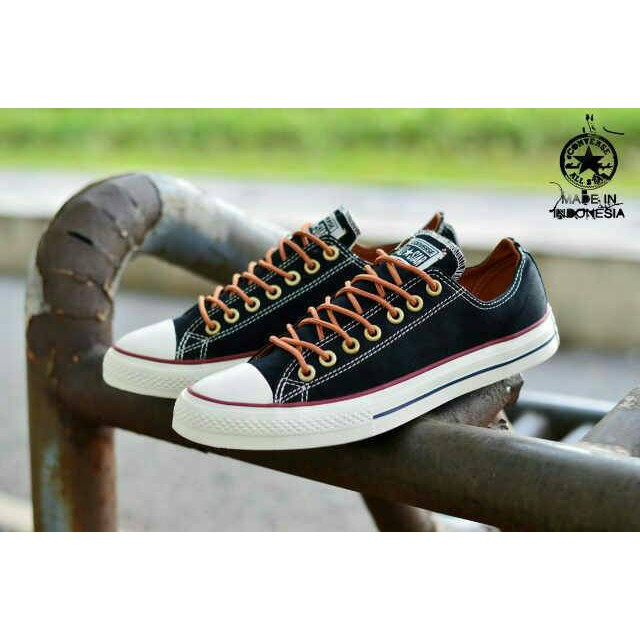 Jual SEPATU  COUPLE  PRIA WANITA CASUAL CONVERSE  CHUCK 