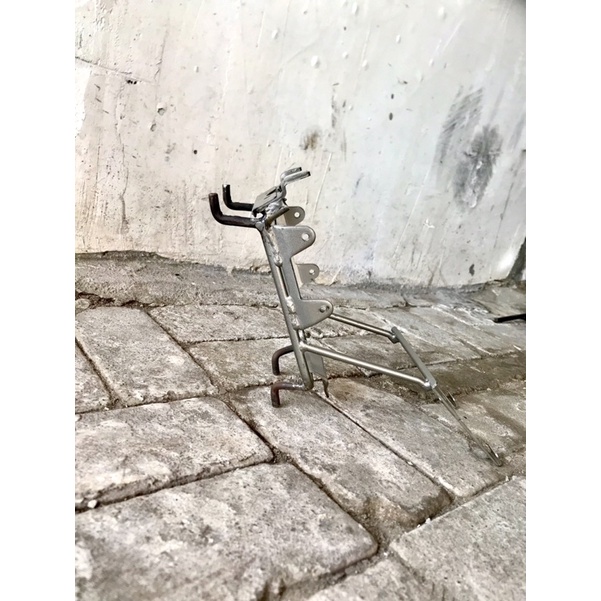 breket tralis lampu ninja r ss pnp shock tiger mp