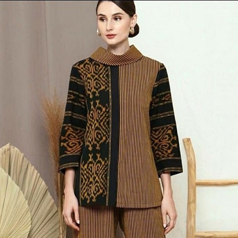 [READY] one set baju wanita blouse dan celana kulot tenun ethnic blanket mix lurik