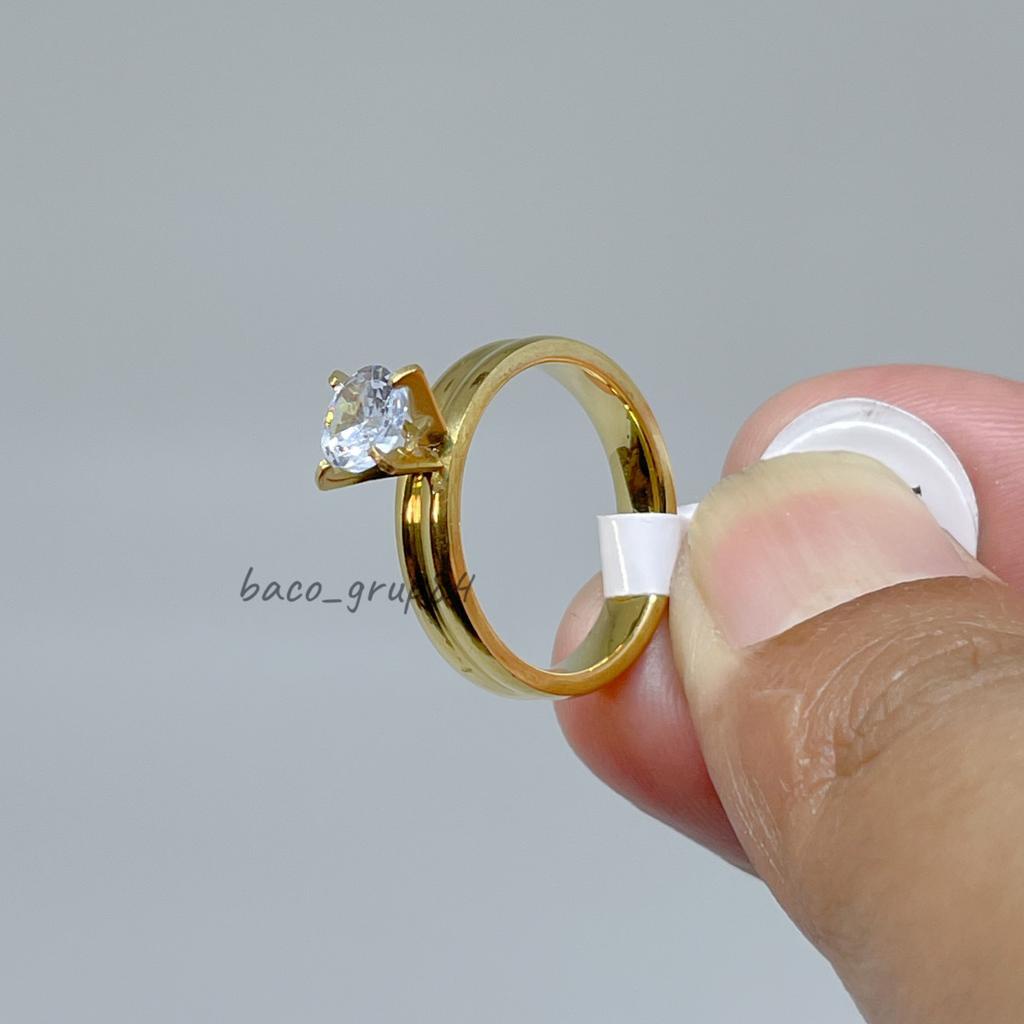 Cincin Titanium Gold Berlian Mata Besar C21 Awet Lama Tidak Karatan Cincin Kawin Cincin Tunangan Perhiasan Wanita