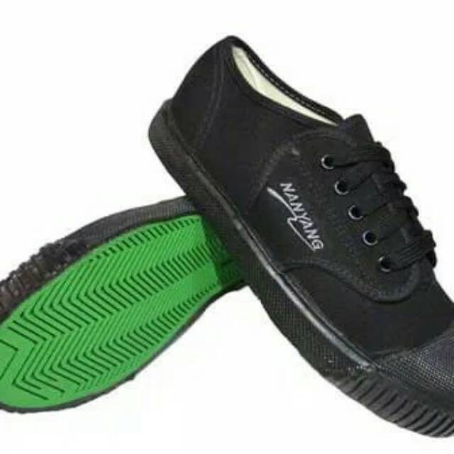 Sepatu nanyang
