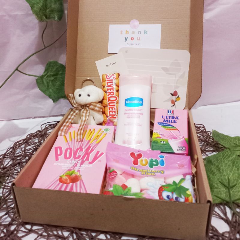 GIFT BOX / SNACK BOX / PINK PACKAGE SNACK BOX