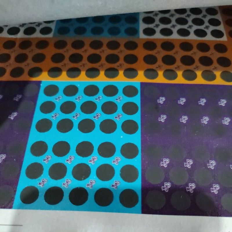 mainan gosok tak tik bom papan titik 12 15 16 20 besar kecil motif random