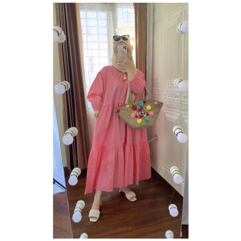 tas bangkok/tas anyaman/tas pompom/tas anyaman bali /tas mute