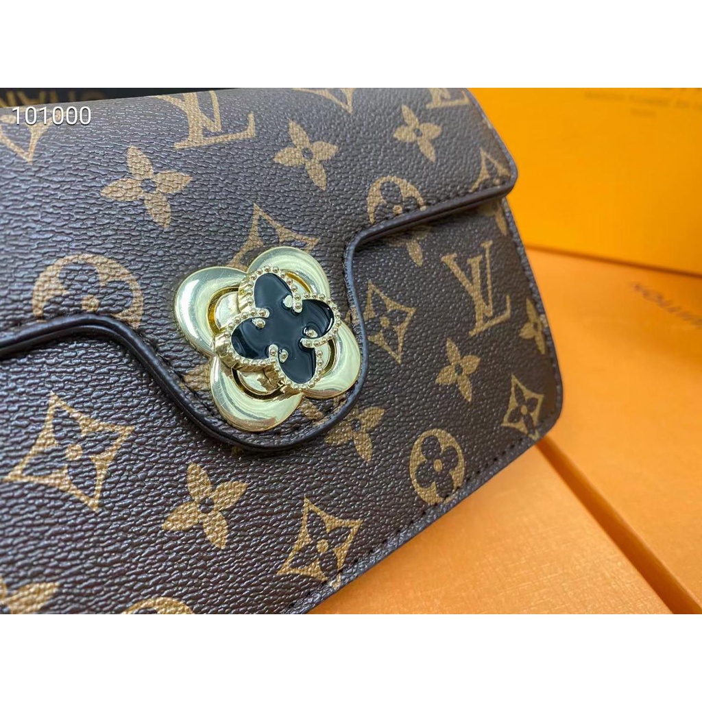 L*uis Vuitton Tpo Handle 9282(Free Dustbag +Dalam Suede+ Bubblewrap)