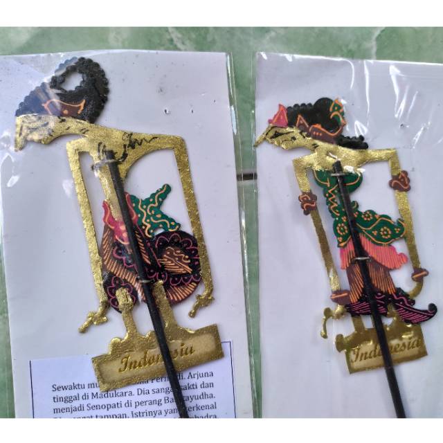 (BISA COD) SOUVENIR MINIATUR WAYANG KULIT RADEN ARJUNA DAN DEWI SRIKANDI MINI SUNDUK