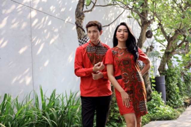 Batik Couple Kemeja dan Dress Merah M L XL XXL