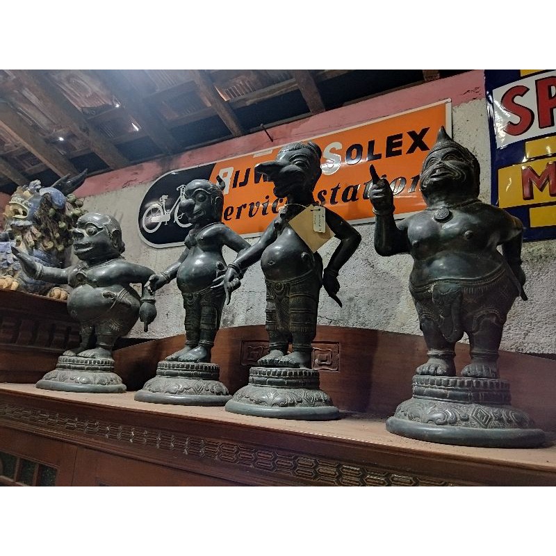 Patung Punakawan Perunggu Antik