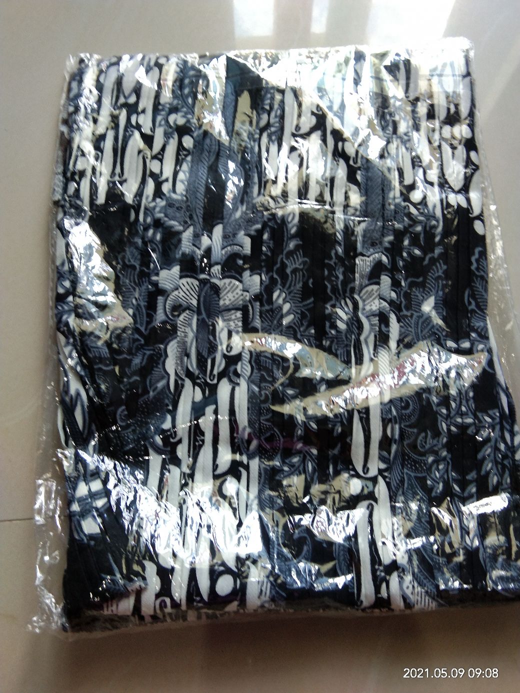 Batik Couple / Baju Batik Couple / Batik Set / Batik Lengan Panjang / Rok Set