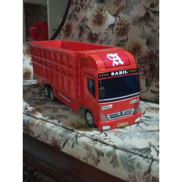 miniatur truck tronton,