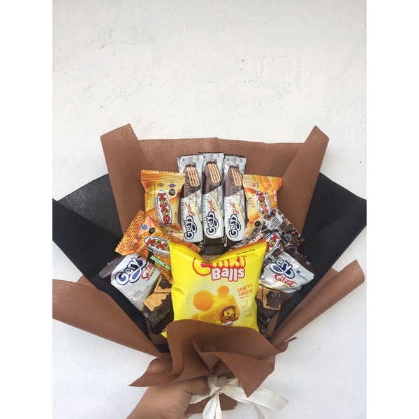 

Bucket snack murah/ Hadiah wisuda/ ulang tahun