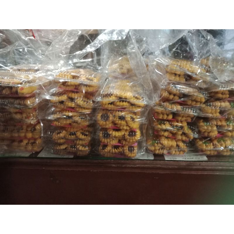 

Kue Lebaran Kue Keju/ Kue Samprit 250gr