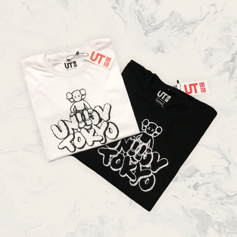 BAJU KAOS TSHIRT UNIQLO KAWS ANATOMY HOLIDAY TERBARU PRIA WANITA FULL LABEL DAN TAG
