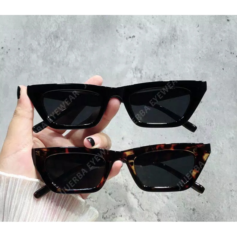 Kacamata Hitam Wanita Cat Eye Mata Kucing Cewek Cowok Gm05 Gaya Pria Korea Retro Import Trending Terlaris dan Terbaru Murah Meriah Bisa Cod Id Surabaya