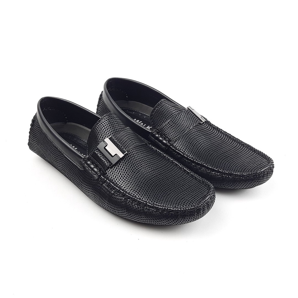 Sepatu slip on casual pria By Walk CMS.22 39-43