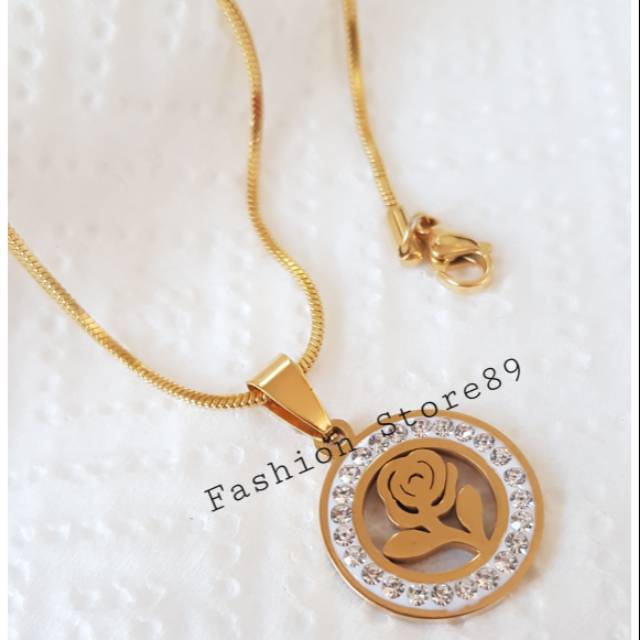 New kalung fashion import Mawar permata putih fashion titanium Gold Antikarat bestseller bestquality