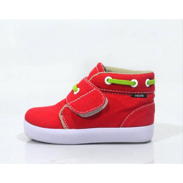 Sepatu Anak Decks Genesis Merah