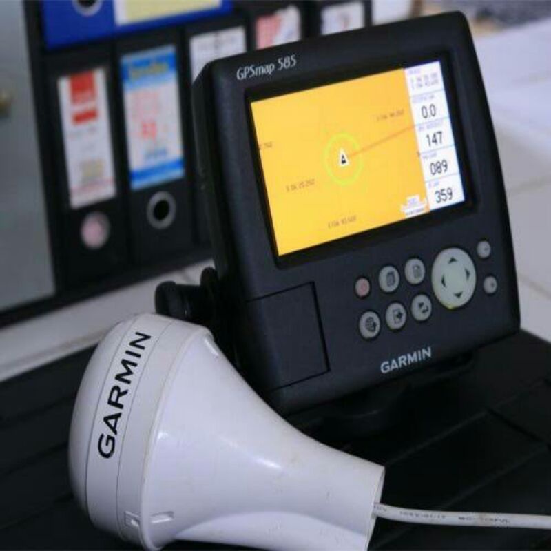 GPS GARMIN FISHFIINDER 585 SECOND / FISHFIINDER 585 BEKAS LENGKAP