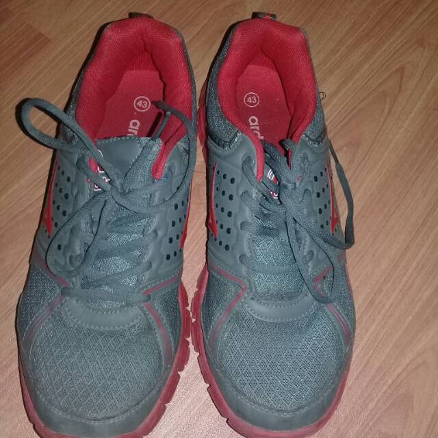 Sepatu running ardiles