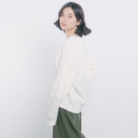 Vintage House Cross Crop Cardi (Cardigan Rajut Cable Wanita Korea / Korean Cardigan)-Off White