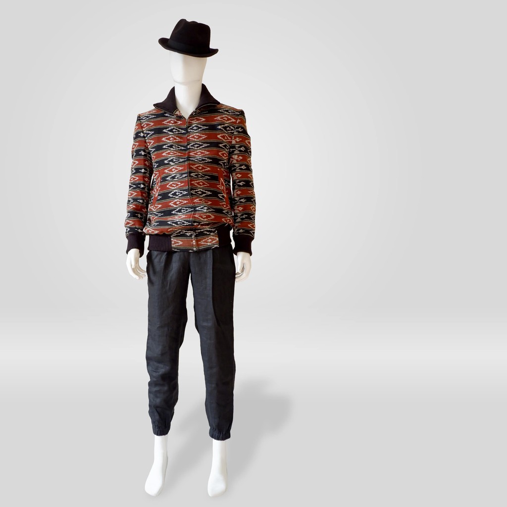 Poppy Dharsono - Jaket Tenun Rote NTT