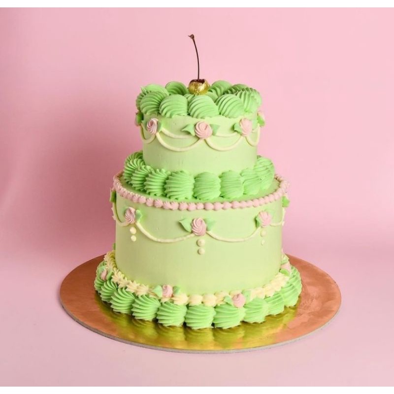 

Kue ulang tahun 2 tingkat boleh request design
