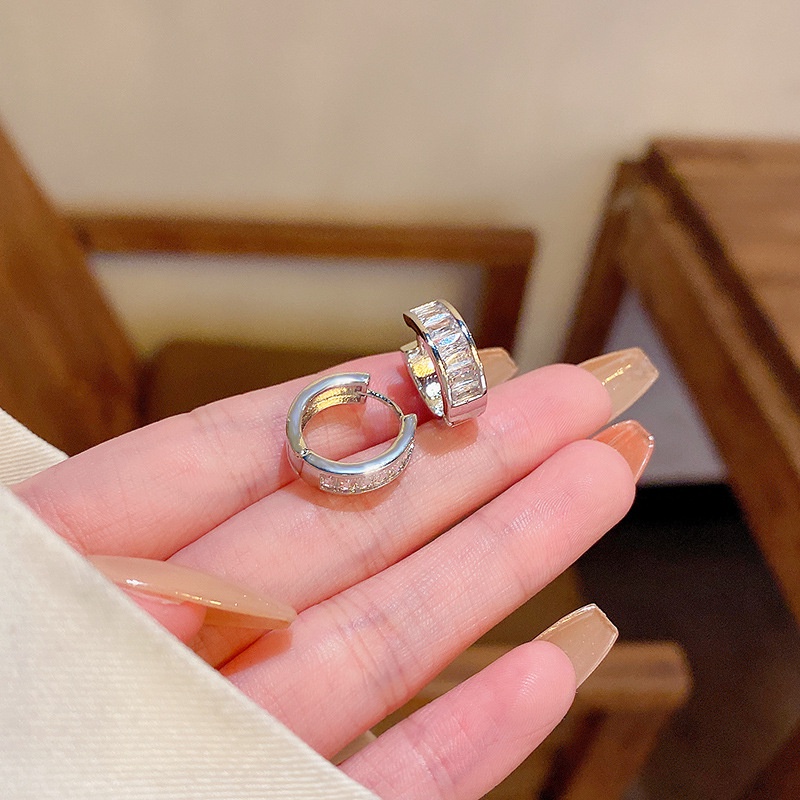 Anting Tusuk Sterling silver 925 Desain Lingkaran Hias Zircon Berkilau Untuk Wanita