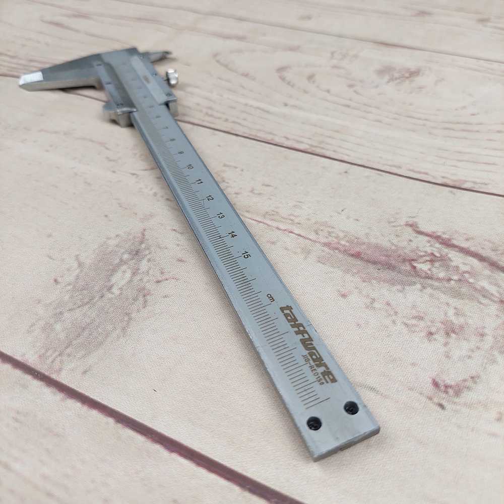 Jangka Sorong Vernier Caliper Micrometer 15CM / Jangka Sorong Sketmat Sigmat Sikmat Vernier Caliper Kaliper Mikrometer Digital Analog Besi Lcd Stainless Steel Stenlis Stainles Terkiro Panjang Insize Pertukangan / Alat Ukur Pengukur Panjang Caliper Ori