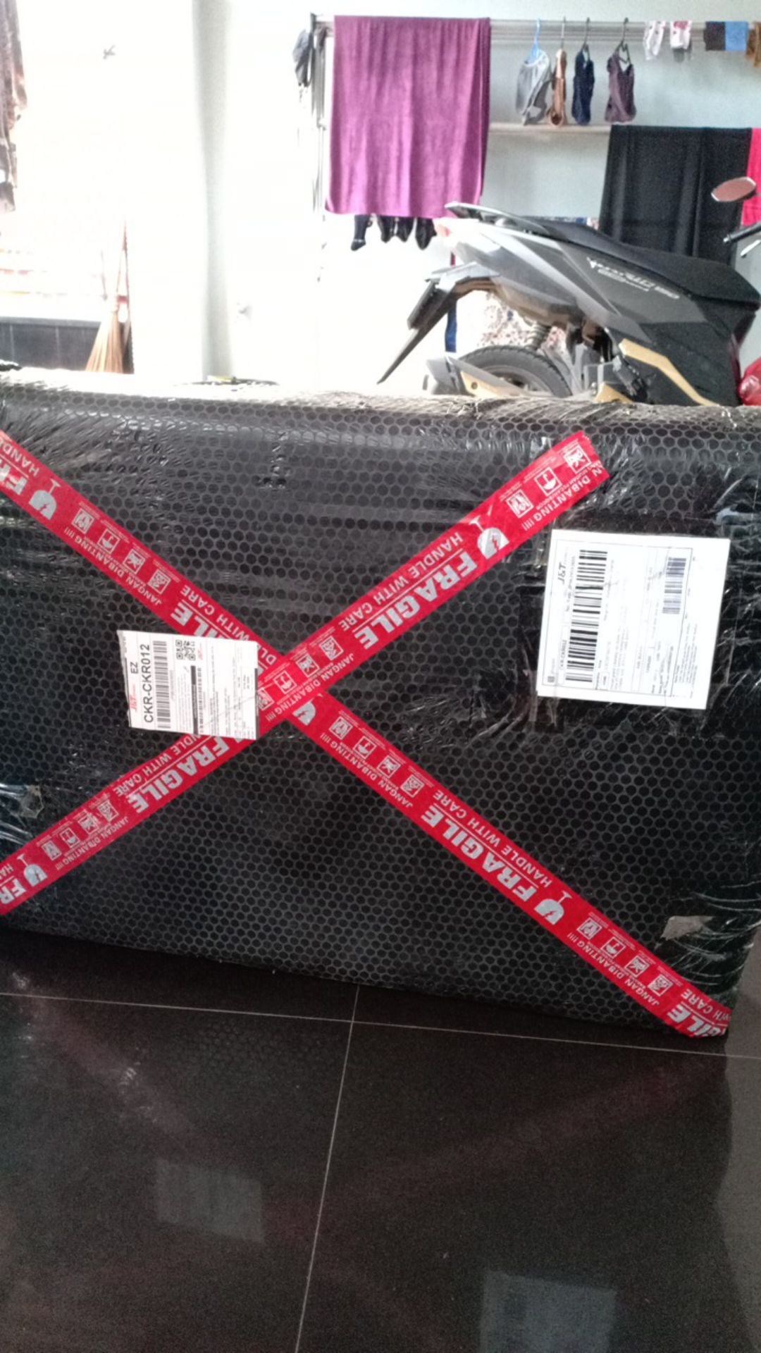 Cetak Foto Kanvas/canvas Photo Print 30x45cm - Termasuk Frame Ukir/minimalis