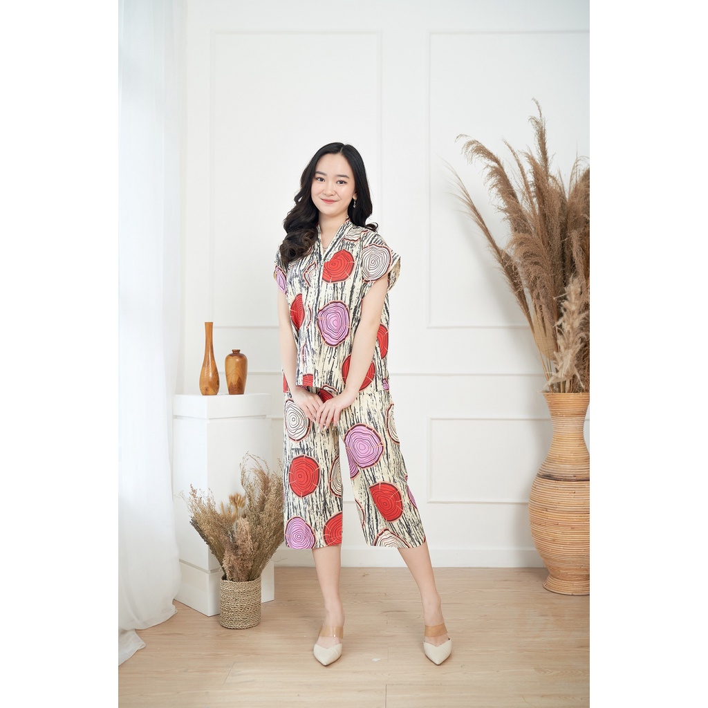 IZANY Piyama Dewasa Kimono Kulot / SET Kimono Kulot V Banyak Motif-ELLONIA CREAM